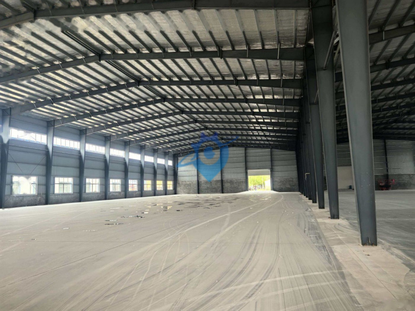 河北廊坊文安独门独院+12米高仓库+办公楼+空地+办公宿舍楼