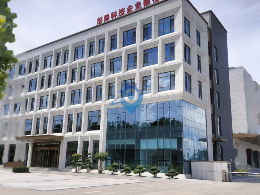 国家级孵化器办公写字楼租赁,燕郊地铁站旁,价格低进京仅需5分钟