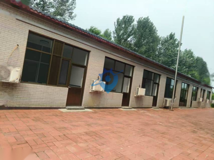 固安南高速口4000平独院厂房，交通便利，水电齐全，可分租